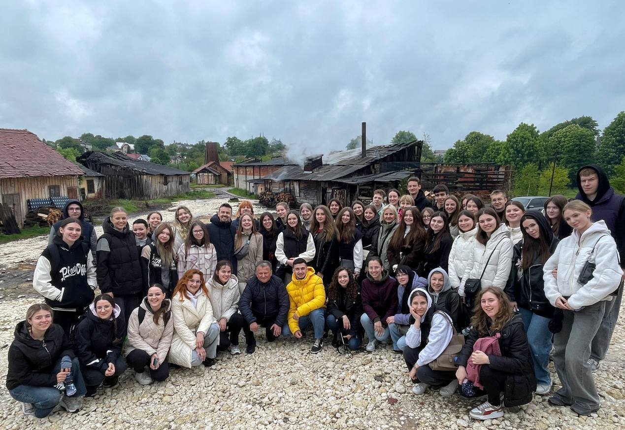 Ми на легендарній солеварні.jpg